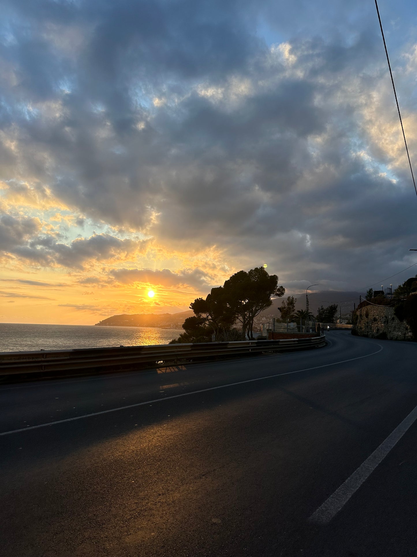 [ "VISTA MARE BLU" // SANREMO