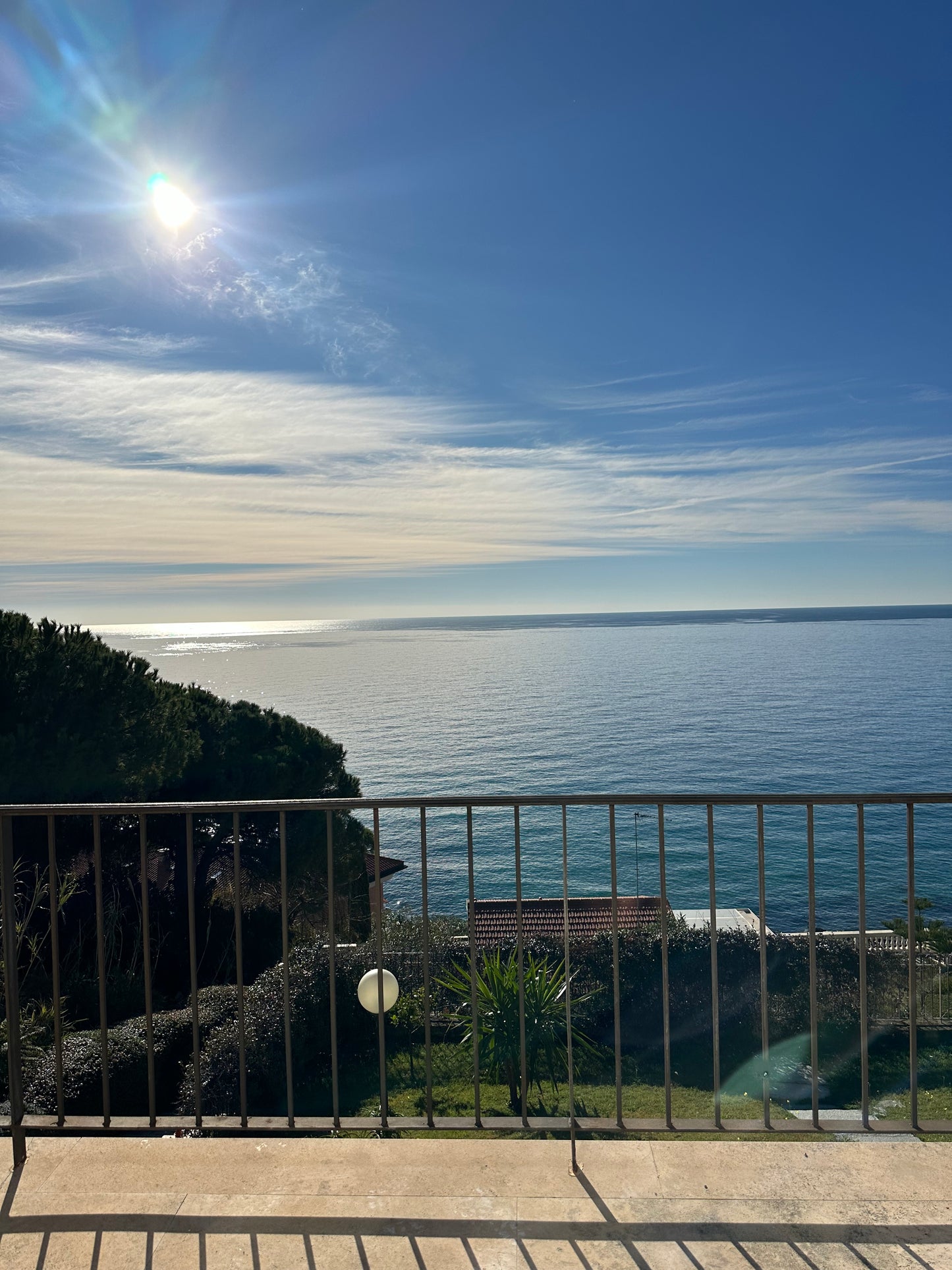 [ "VISTA MARE BLU" // SANREMO