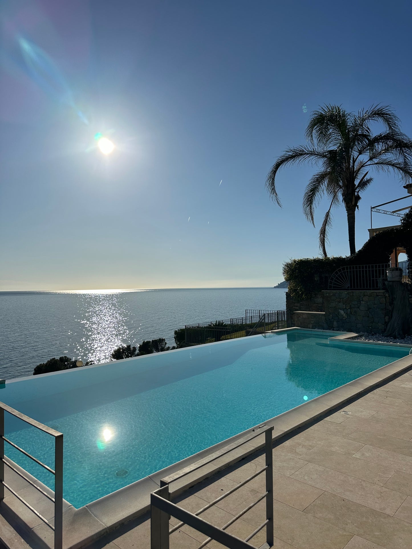 [ "VISTA MARE BLU" // SANREMO