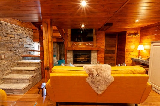 [ "CHALET INCANTO" //  SCHIERANCO-VALLE ANTRONA ]