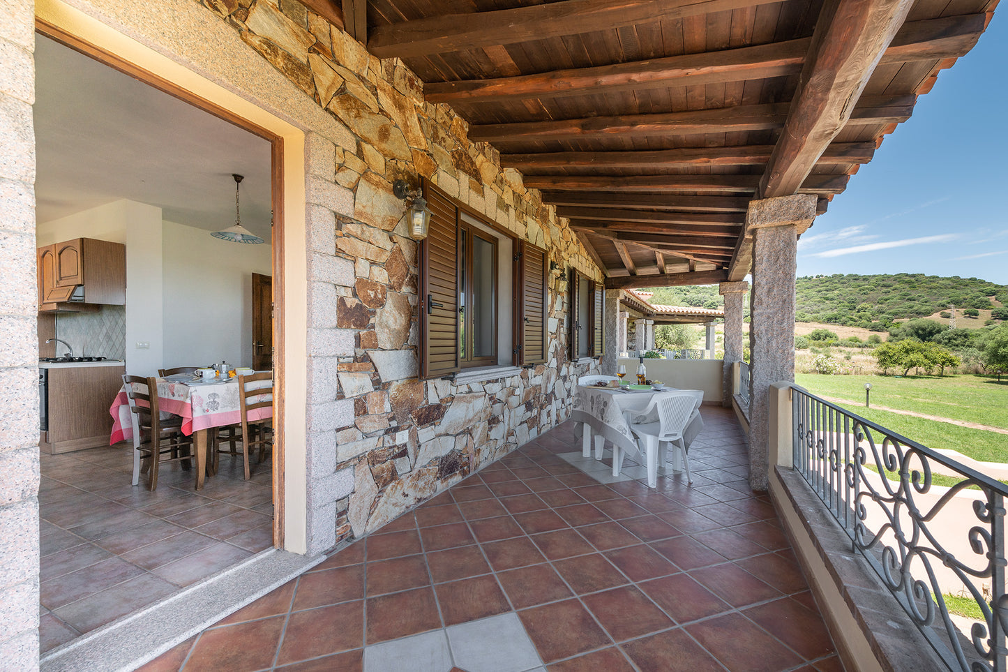 [ "VILLA MIRTO TRILO 1" // SINISCOLA ]