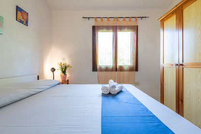 [ "VILLA TAVOLARA TRILO" // PORTO ISTANA ]