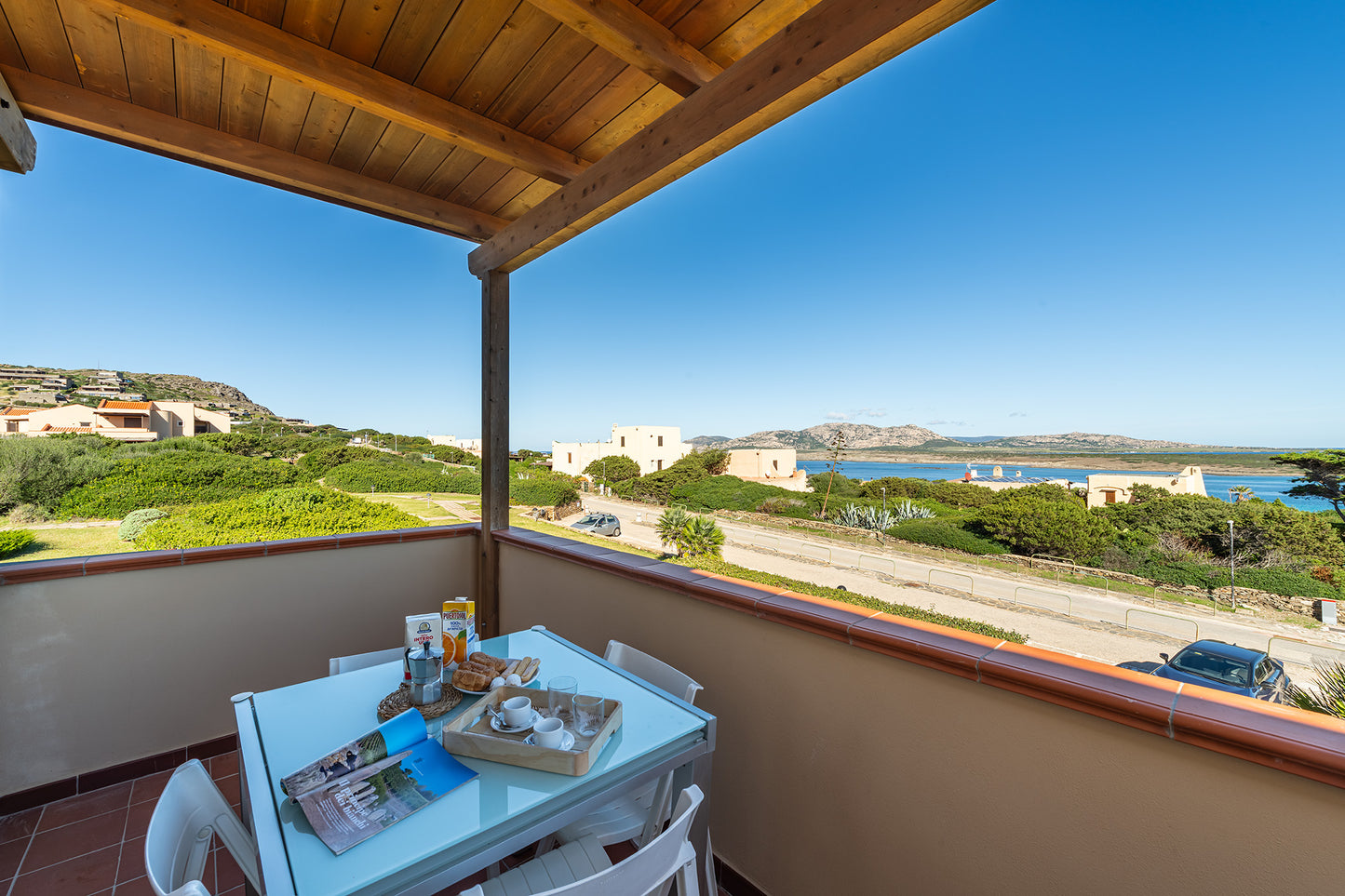 [ "PELOSA BREEZE BILO" // STINTINO ]