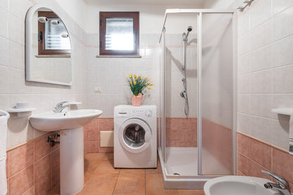 [ "VILLA MIRTO TRILO 5" // SINISCOLA ]