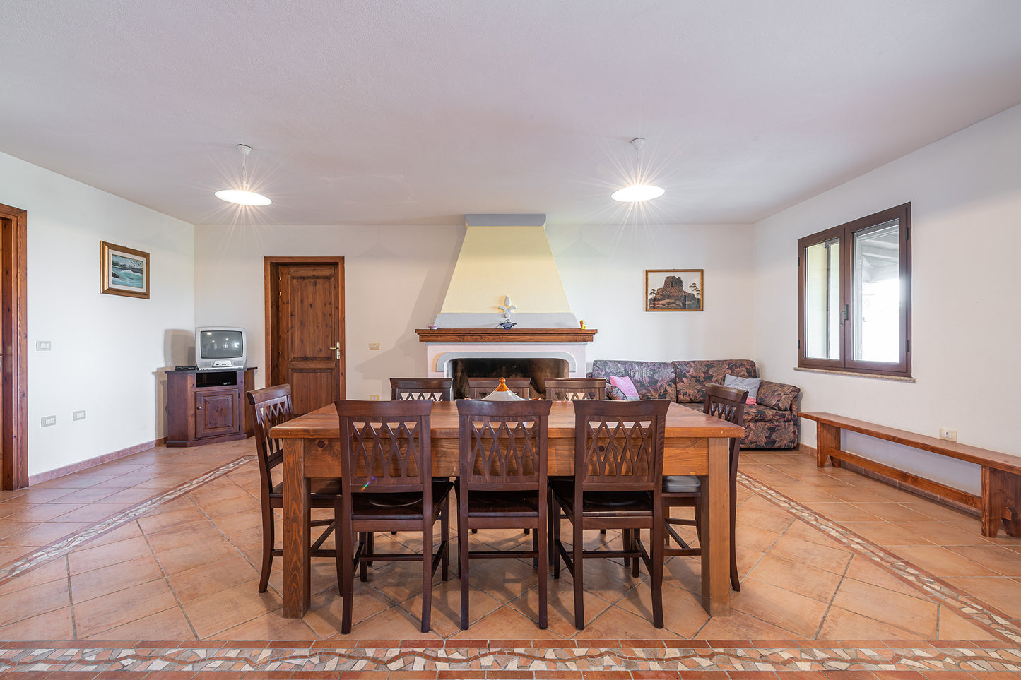 [ "VILLA MIRTO TRILO 5" // SINISCOLA ]