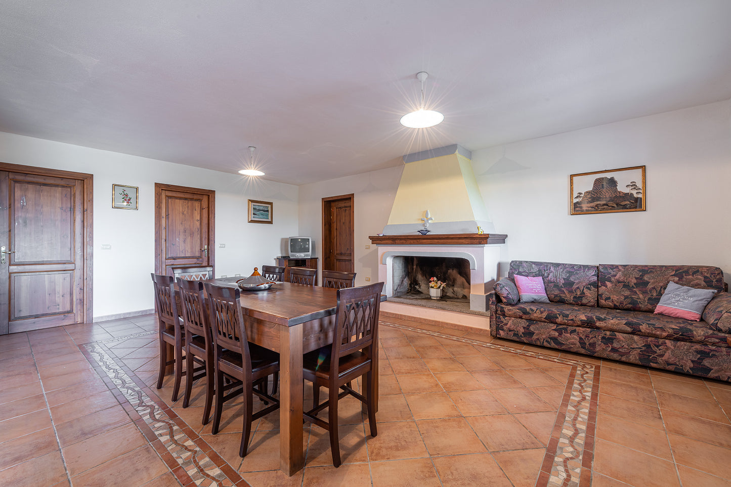 [ "VILLA MIRTO TRILO 5" // SINISCOLA ]