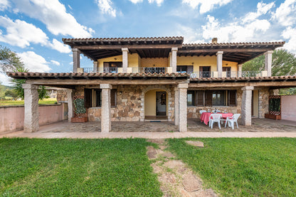 [ "VILLA MIRTO TRILO 5" // SINISCOLA ]