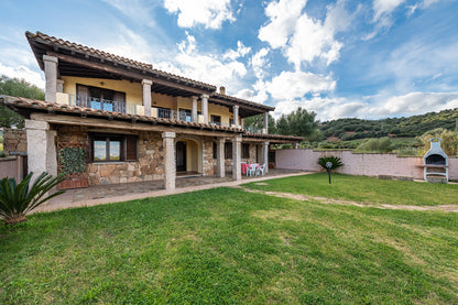 [ "VILLA MIRTO TRILO 5" // SINISCOLA ]