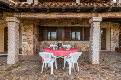 [ "VILLA MIRTO TRILO 5" // SINISCOLA ]