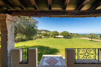 [ "VILLA MIRTO TRILO 3" // SINISCOLA ]