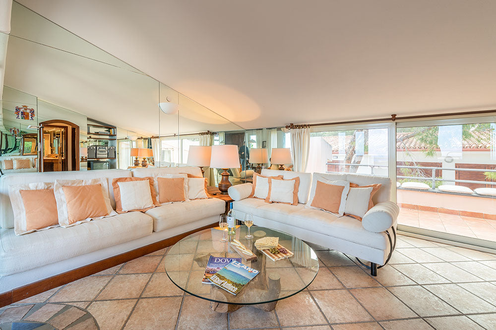 [ "VILLA GOLFO BLU" // CALA GONONE ]