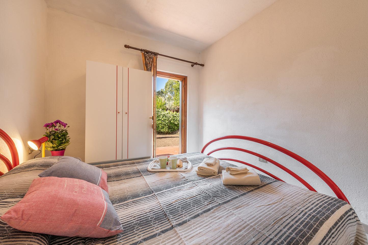 [ "TRILO MARE" // SAN TEODORO ]