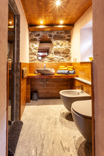 [ "CHALET INCANTO" //  SCHIERANCO-VALLE ANTRONA ]