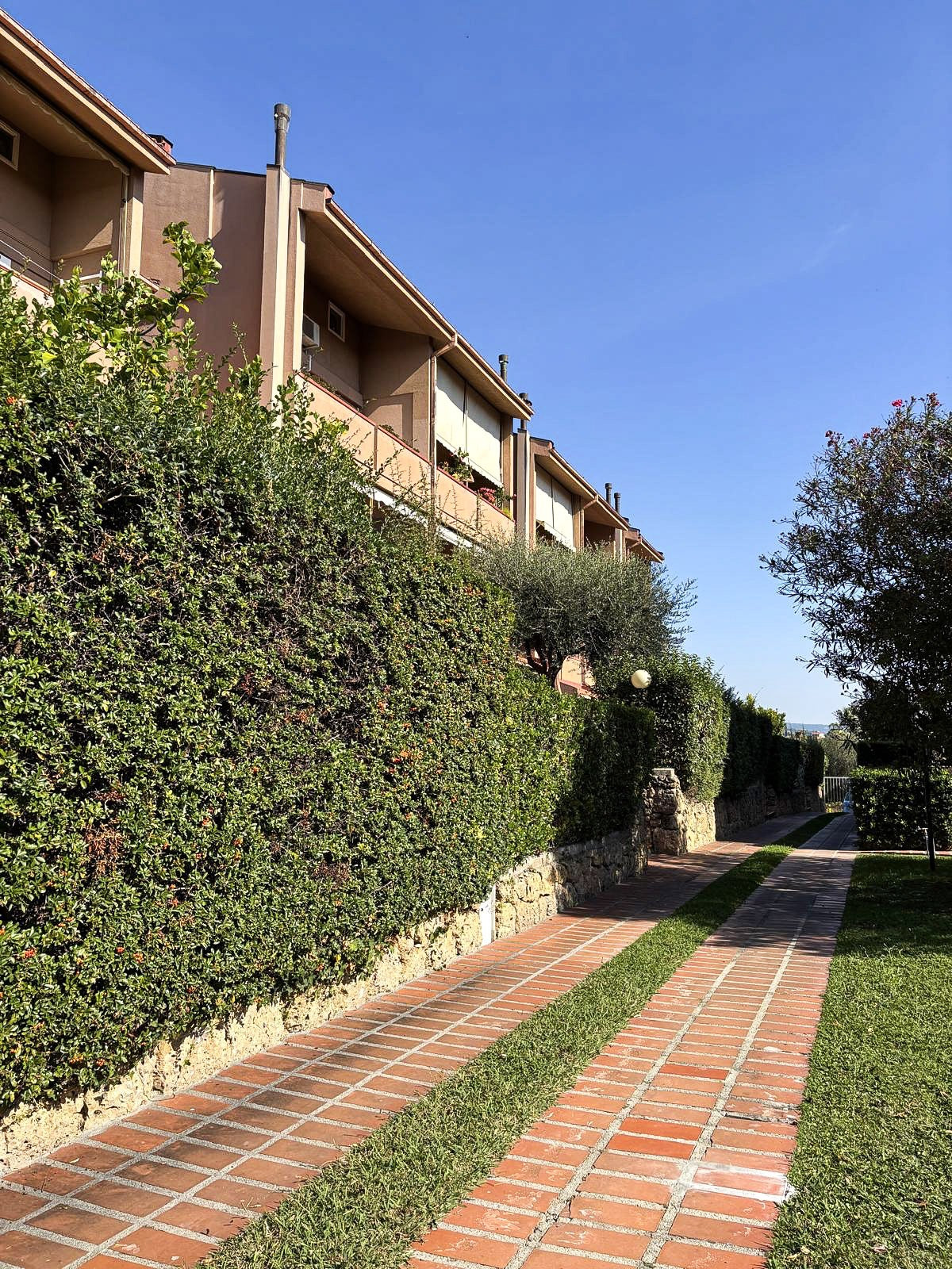 [ “APARTMENT MARINA BLU” // LOANO ]