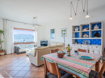 [ "CASA MAREA" // CANNIGIONE ]