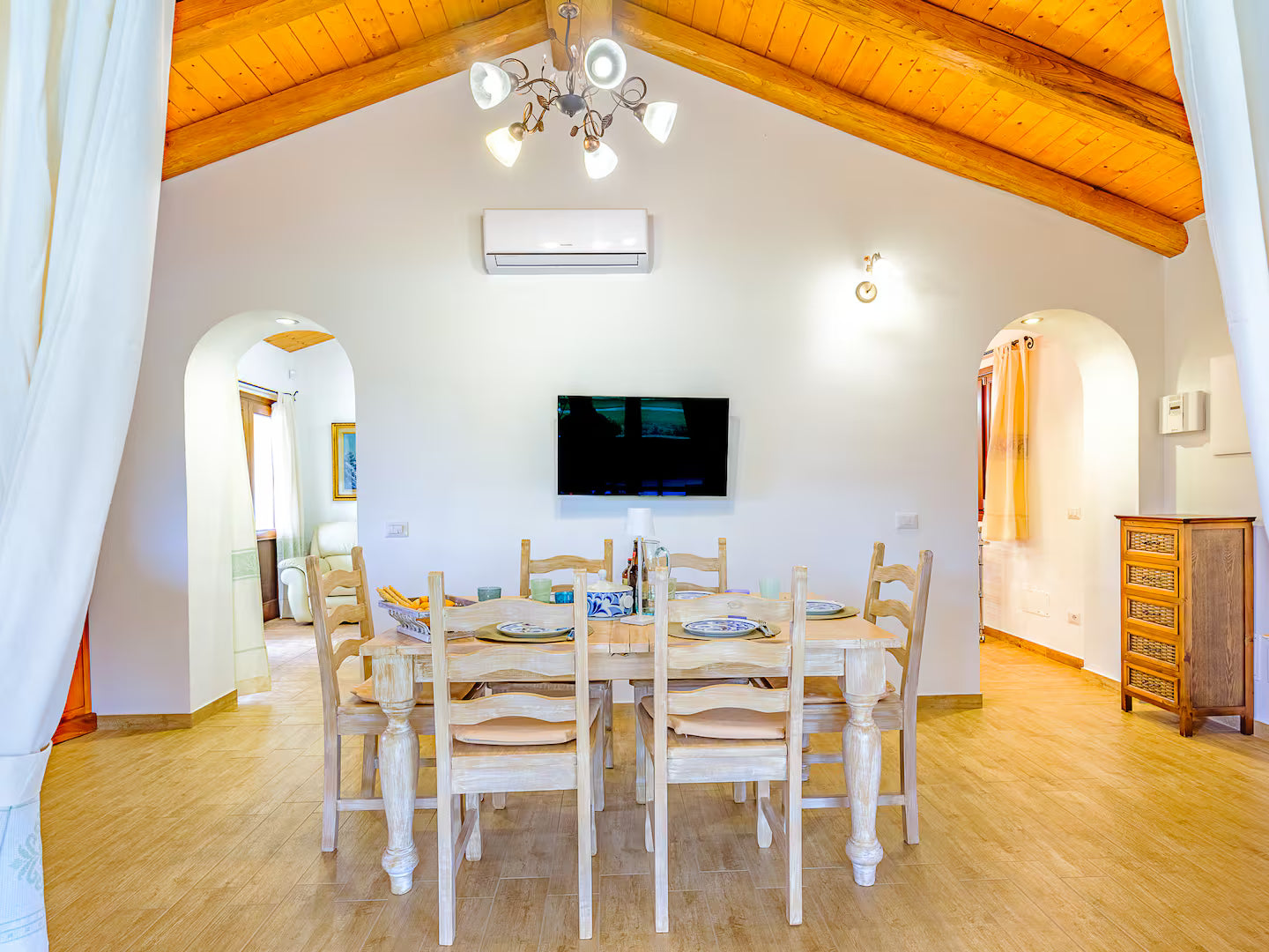 [ "VILLA EUCALIPTO" OLBIA ]