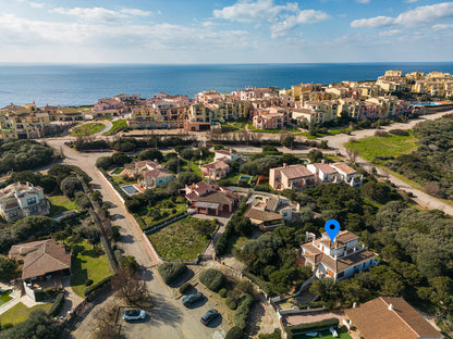 [ "VILLA LUSSO PELOSA" // STINTINO ]