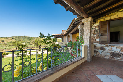 [ "VILLA MIRTO TRILO 3" // SINISCOLA ]