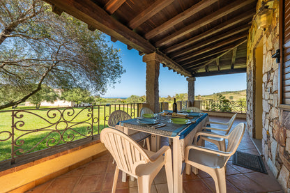 [ "VILLA MIRTO TRILO 3" // SINISCOLA ]