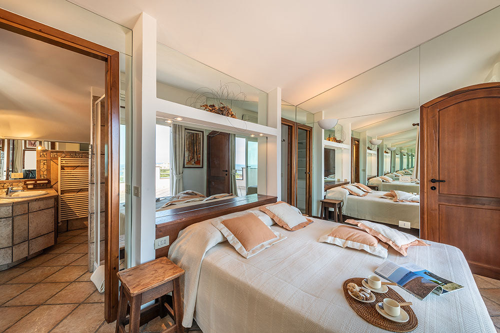 [ "VILLA GOLFO BLU" // CALA GONONE ]