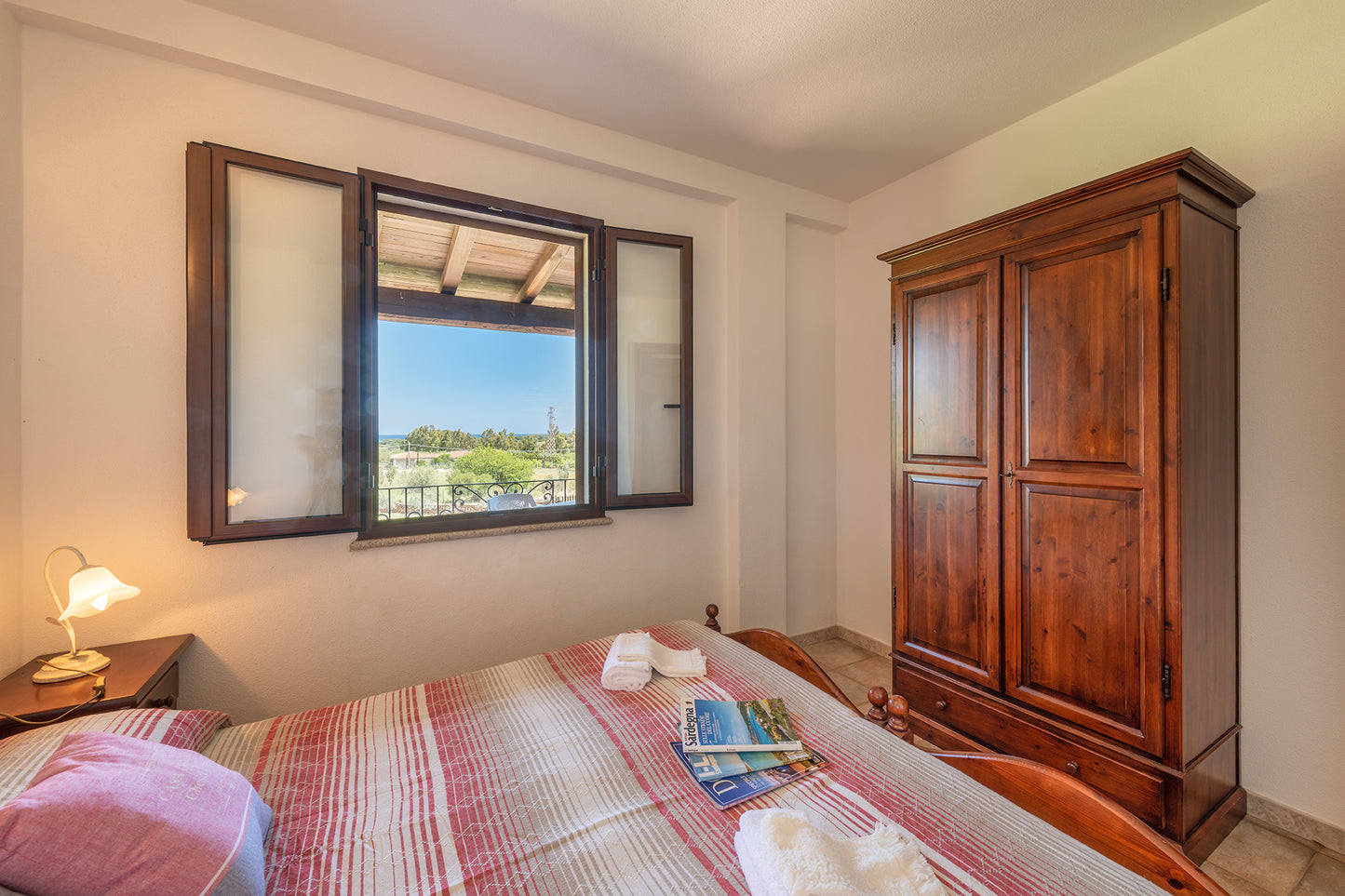 [ "VILLA MIRTO TRILO 1" // SINISCOLA ]