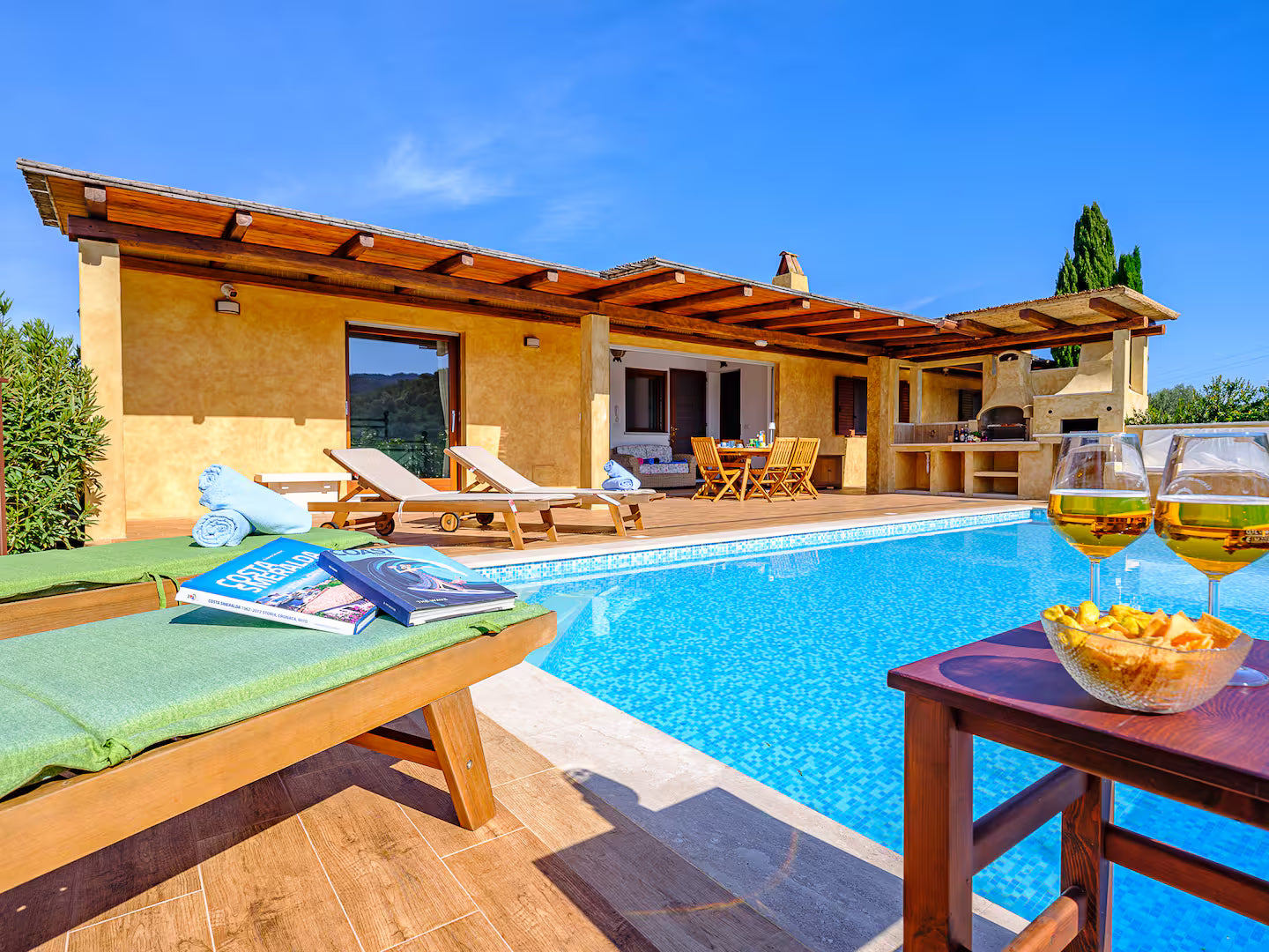 [ "VILLA SUGHERA" // OLBIA ]