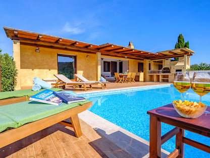 [ "VILLA SUGHERA" // OLBIA ]