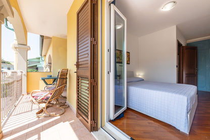 [ "TRILO BALAI PANORAMA" // PORTO TORRES ]