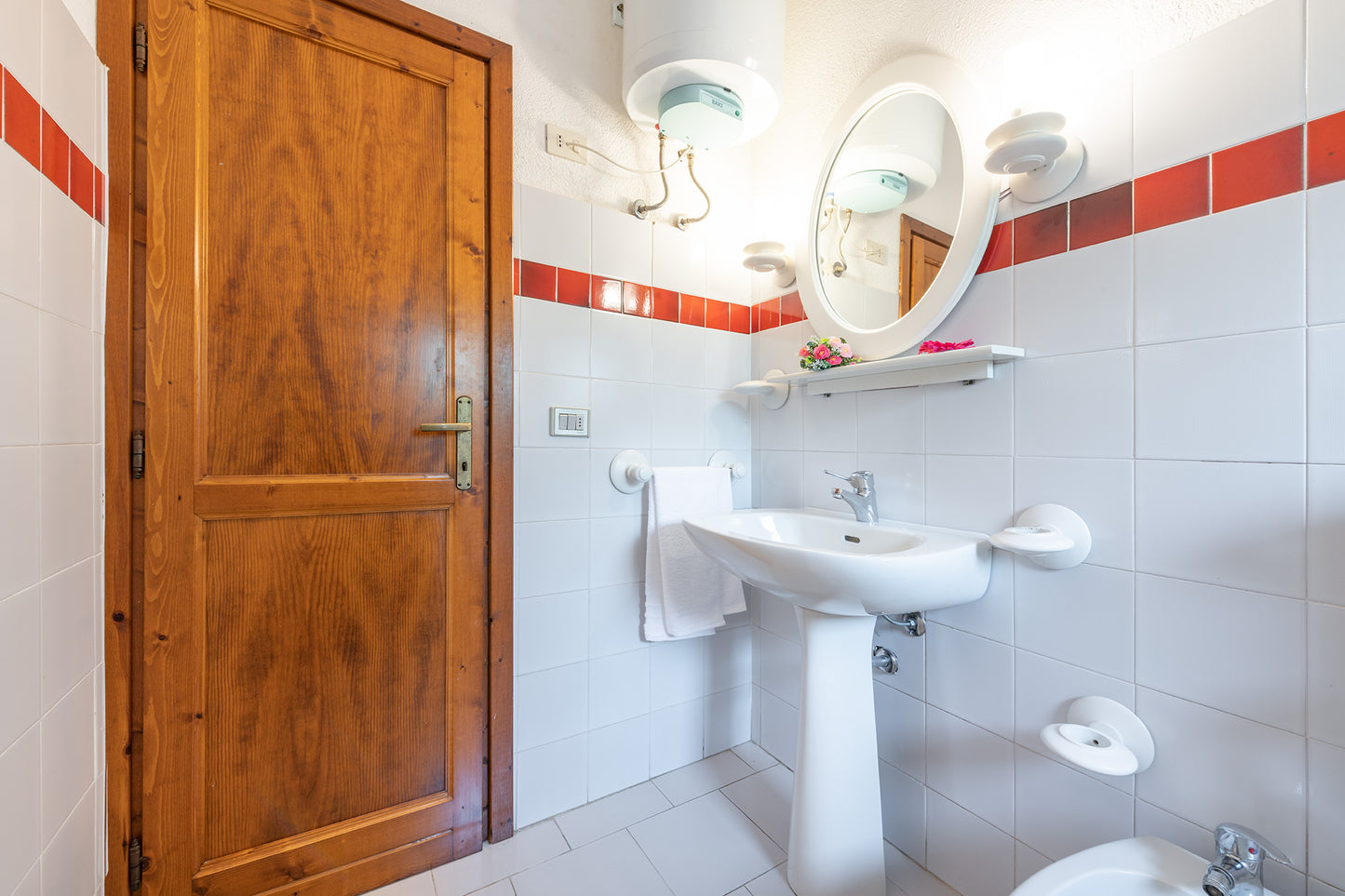 [ "BILO TEODORO" // SAN TEODORO ]