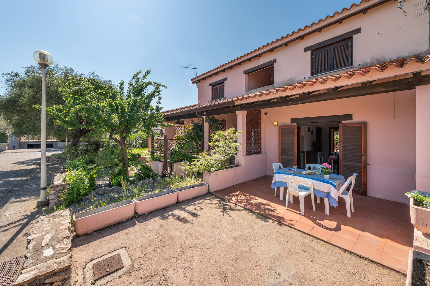 [ "TRILO MARE" // SAN TEODORO ]