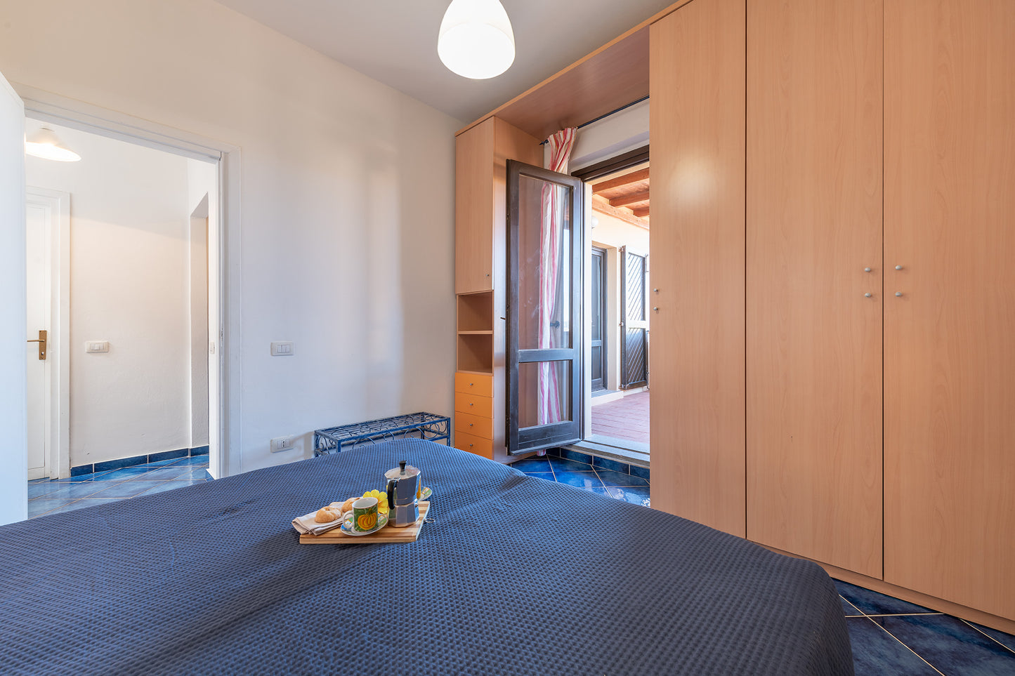 [ "PELOSA DREAM TRILO" // STINTINO ]