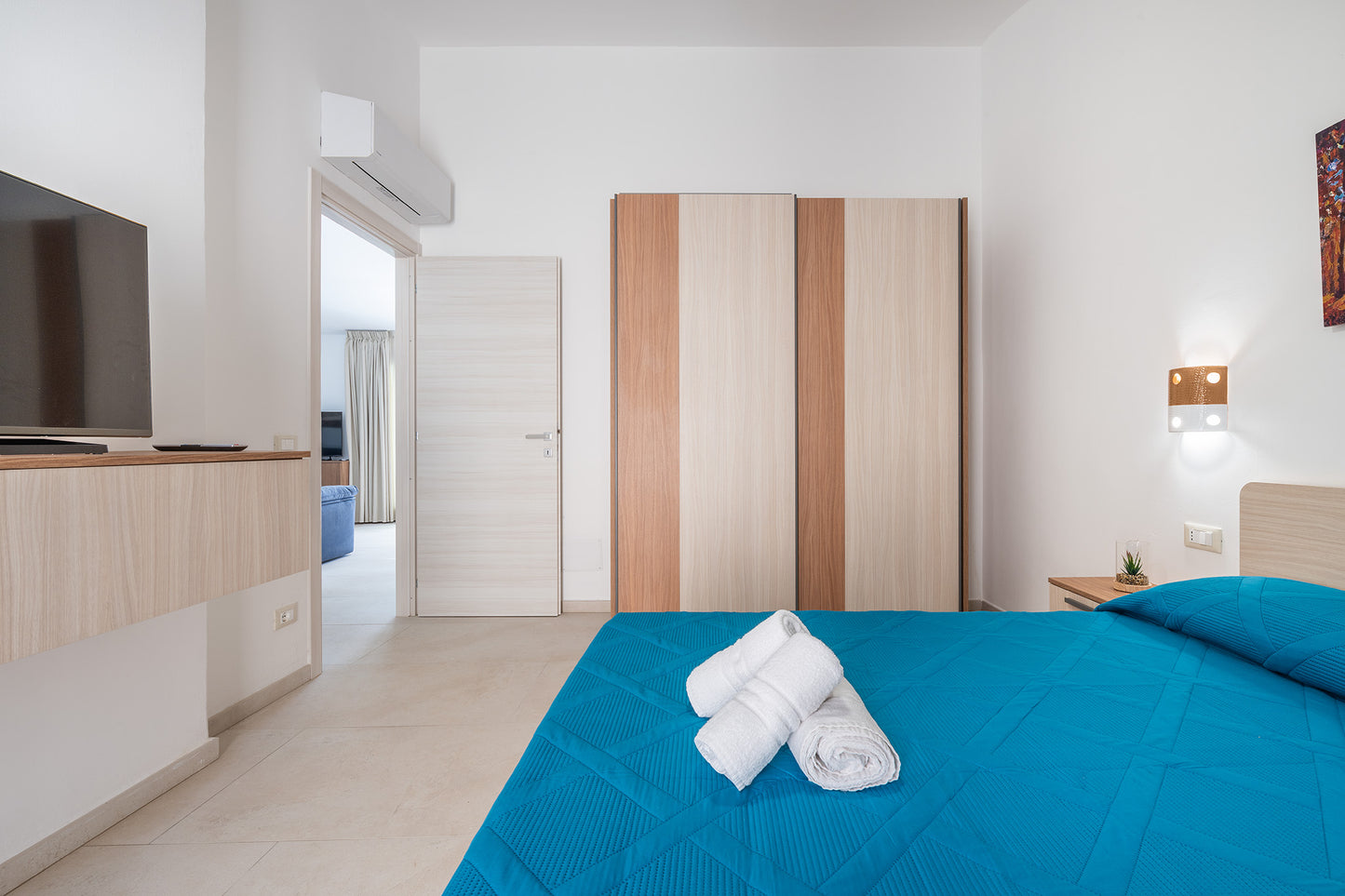 [ "VILLA LUXURY CINTA" // SAN TEODORO ]