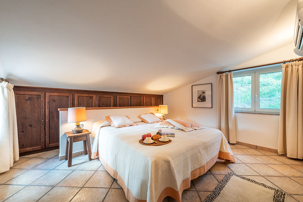 [ "VILLA GOLFO BLU" // CALA GONONE ]