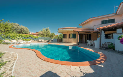 [ "VILLA GELSOMINO" // ARZACHENA ]
