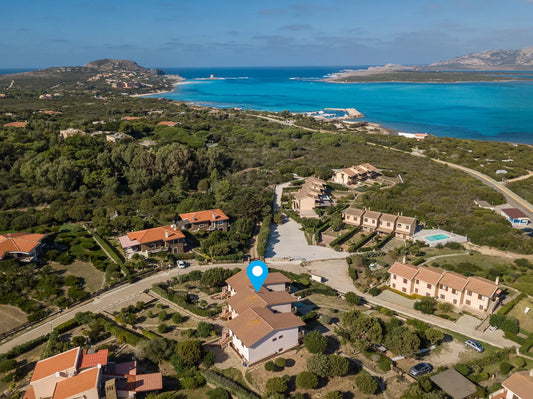 [ "CASA CALA SERENA" // STINTINO ]