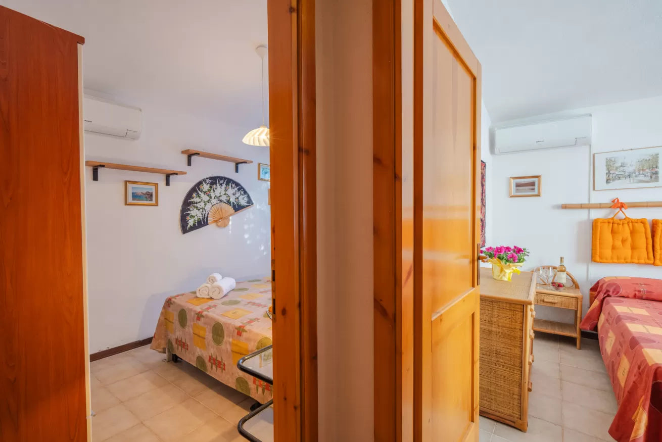 ["CASA VISTA ASINARA // ISOLA ROSSA"