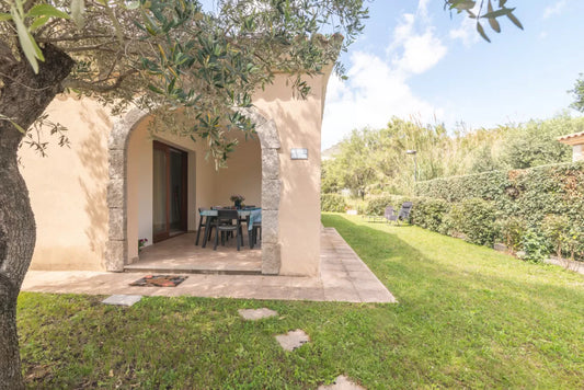 [ "CASA SMERALDA" // SAN TEODORO" ]