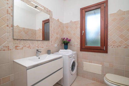 [ "CASA SMERALDA" // SAN TEODORO" ]
