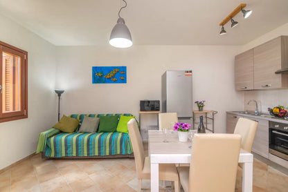 [ "CASA SMERALDA" // SAN TEODORO" ]