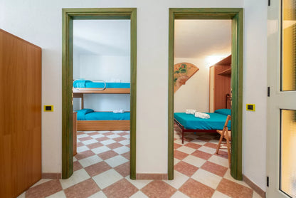 [ "CASA DEL FARO" // SINISCOLA ]