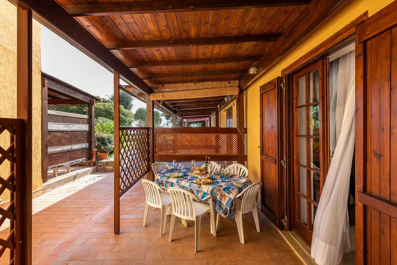["CASA CORALLO TONNARE" // STINTINO]