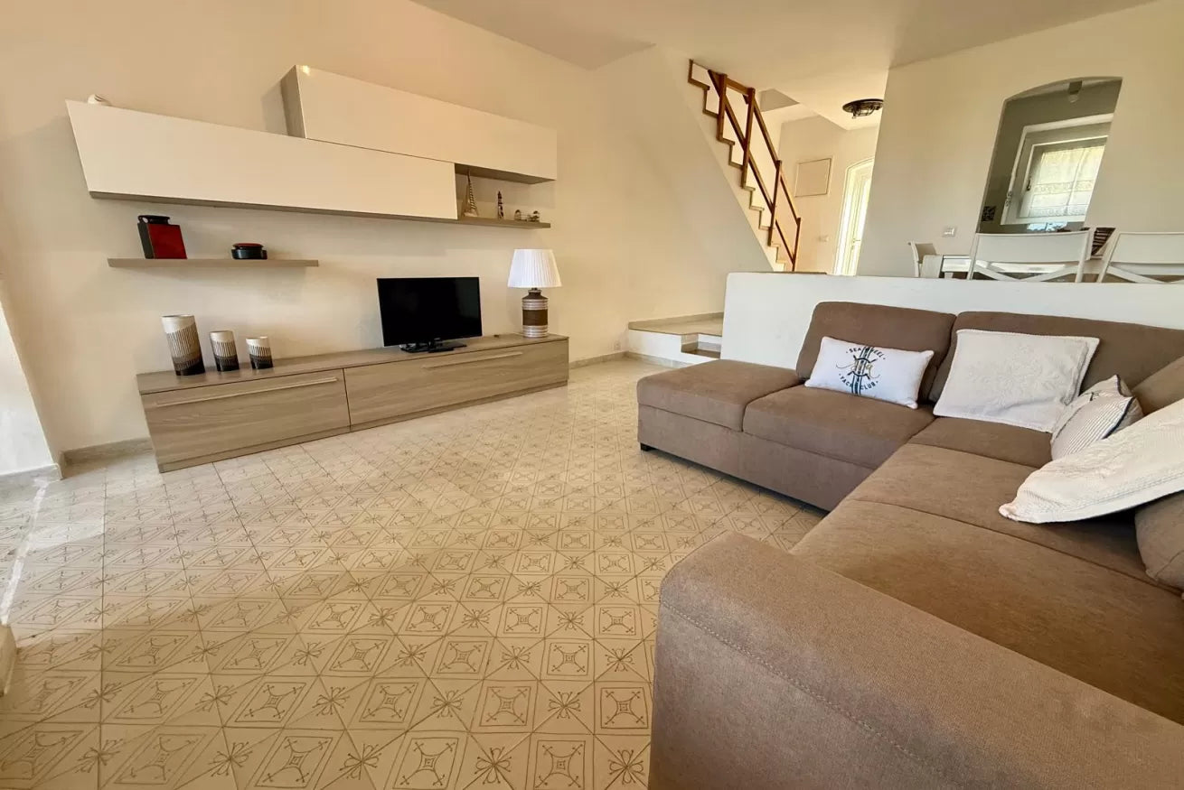 [ "VILLA STINTINO VIEW" // STINTINO ]