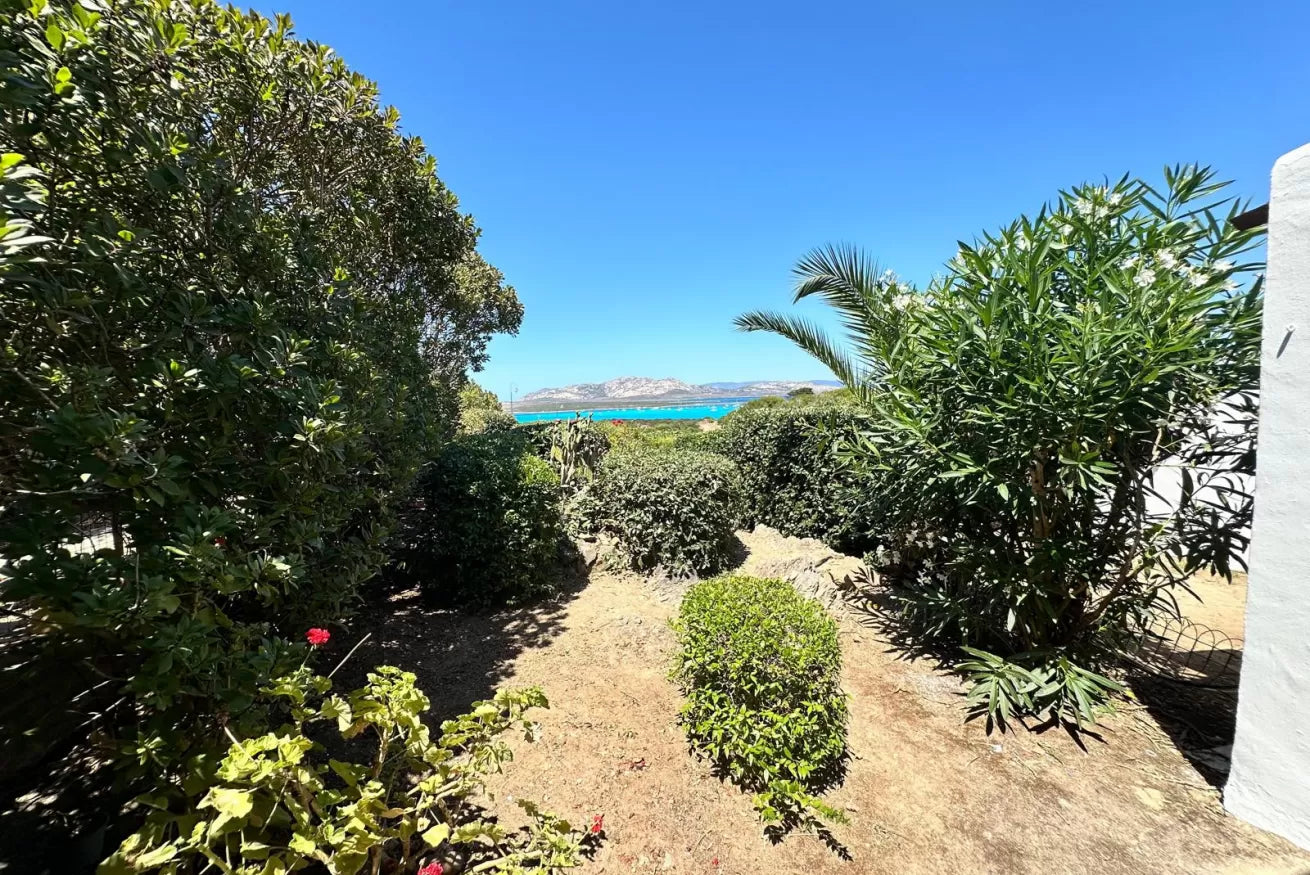 [ "VILLA STINTINO VIEW" // STINTINO ]