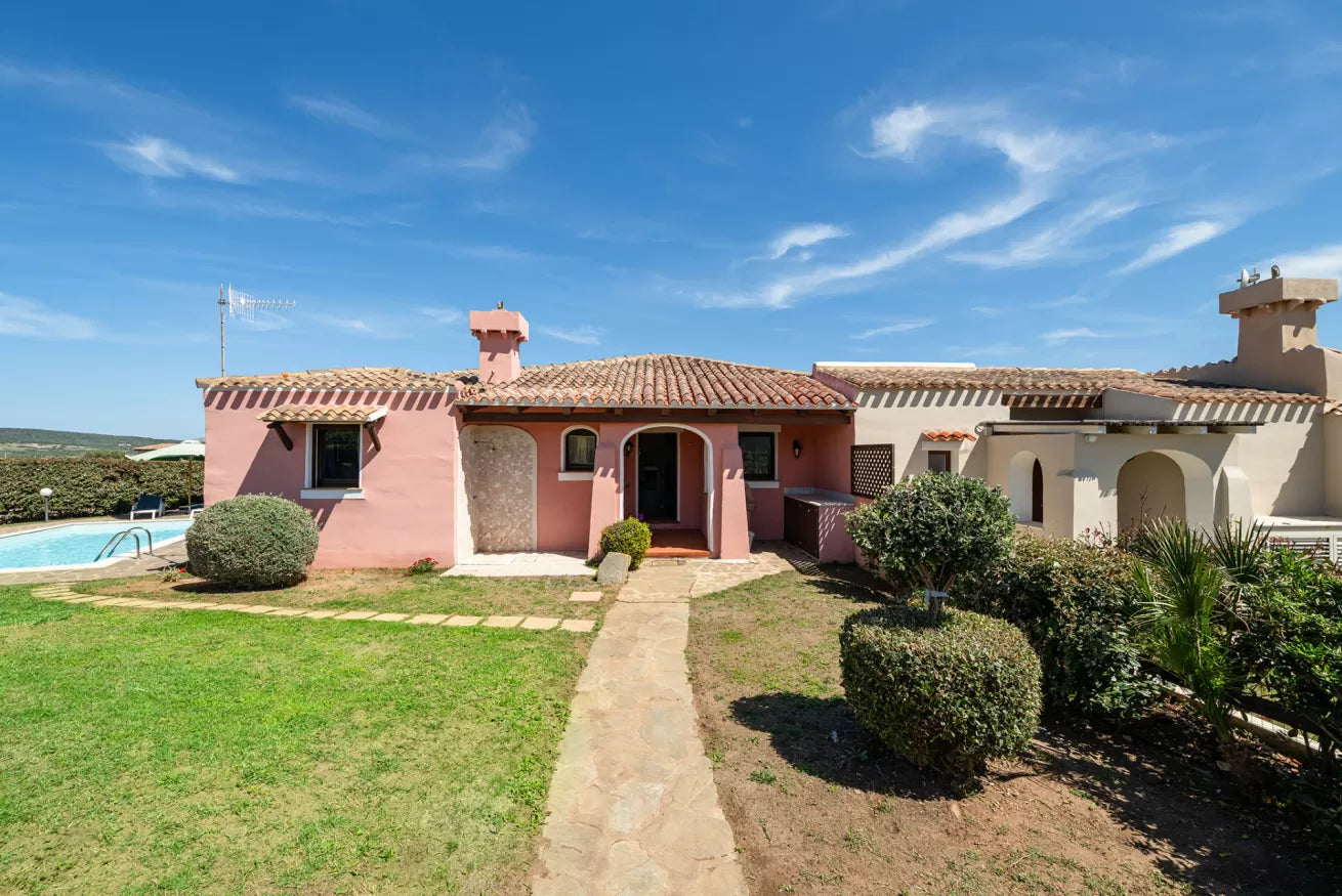 [ "VILLA CORALBA" // STINTINO ]