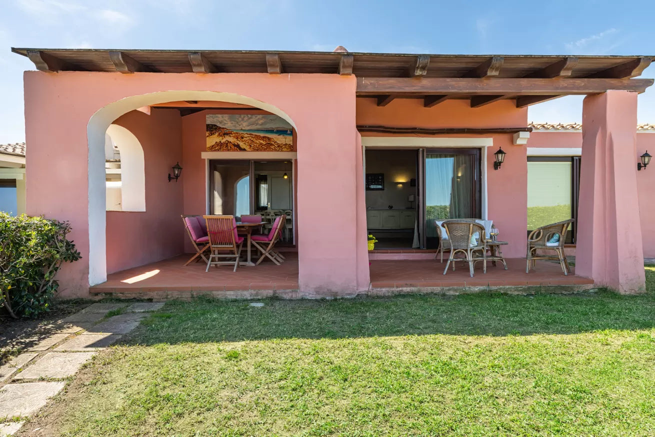 [ "VILLA CORALBA" // STINTINO ]