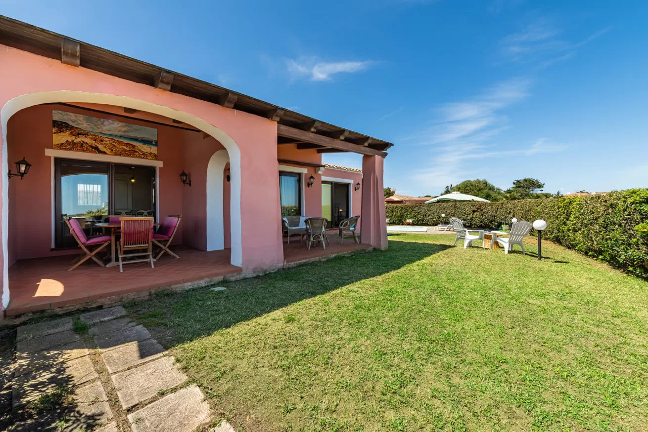 [ "VILLA CORALBA" // STINTINO ]