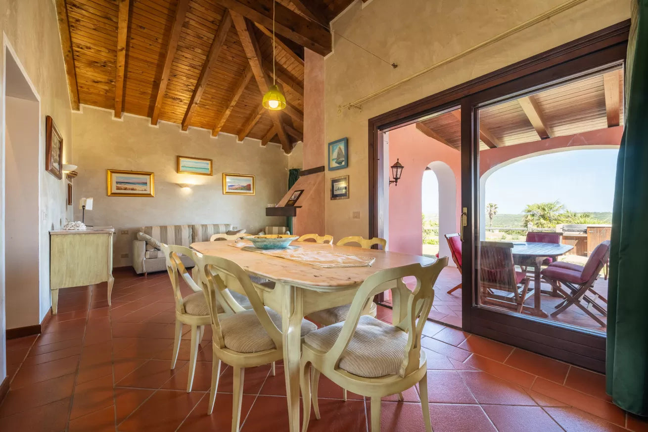 [ "VILLA CORALBA" // STINTINO ]