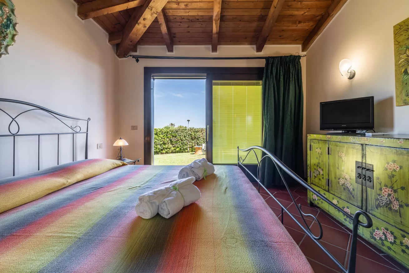 [ "VILLA CORALBA" // STINTINO ]