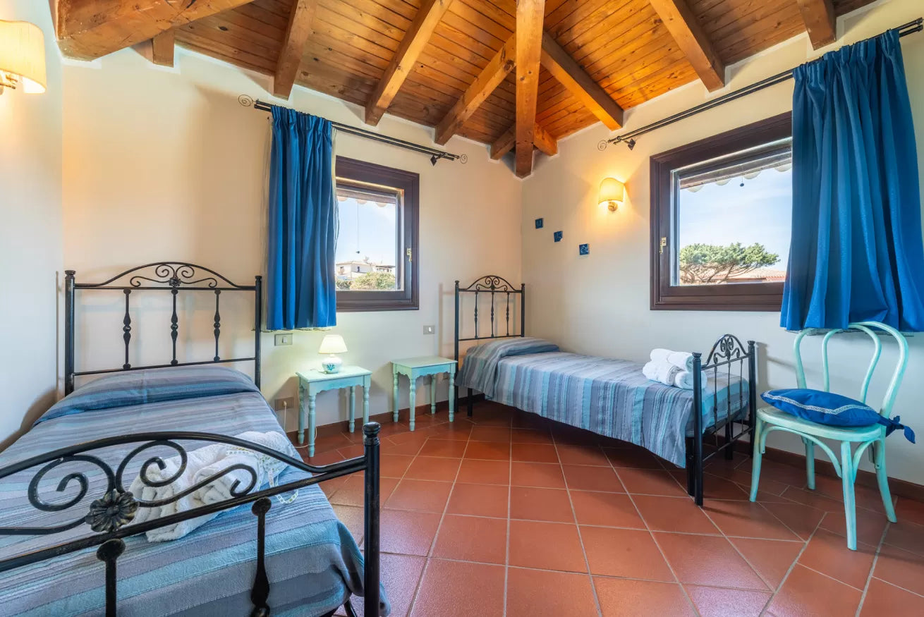 [ "VILLA CORALBA" // STINTINO ]