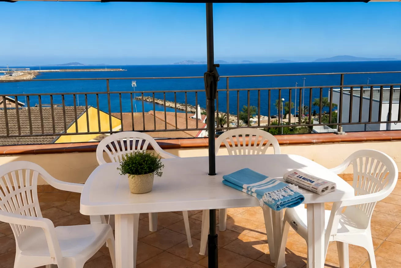 [ "APARTMENT COASTAL ESCAPE" // PORTO TORRES ]